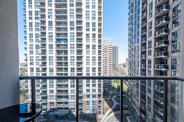 1002 - 1 Michael Power Pl, Condo with 1 bedrooms, 1 bathrooms and 1 parking in Toronto ON | Image 11