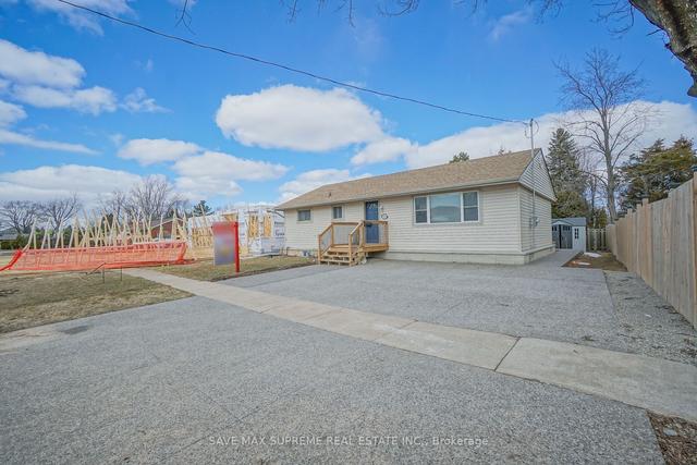 7631 Wayne St, House detached with 3 bedrooms, 1 bathrooms and 3 parking in Niagara Falls ON | Image 34
