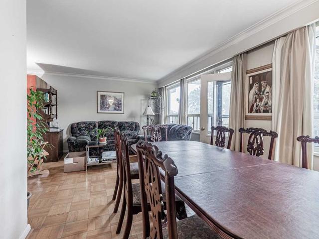 5 - 4 Fraserwood Ave, House detached with 3 bedrooms, 1 bathrooms and 1 parking in Toronto ON | Image 3
