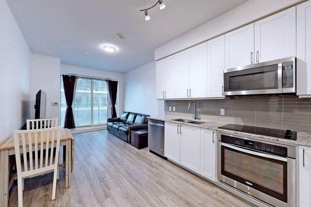517b - 9600 Yonge St, Condo with 1 bedrooms, 1 bathrooms and 1 parking in Richmond Hill ON | Image 5