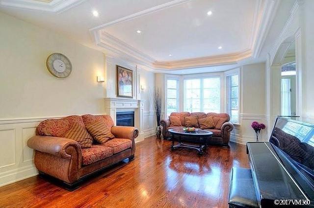 33 Bevdale Rd, House detached with 5 bedrooms, 8 bathrooms and 2 parking in Toronto ON | Image 5