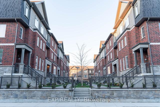 105 - 445 Ontario St S, Townhouse with 2 bedrooms, 2 bathrooms and 2 parking in Milton ON | Image 1