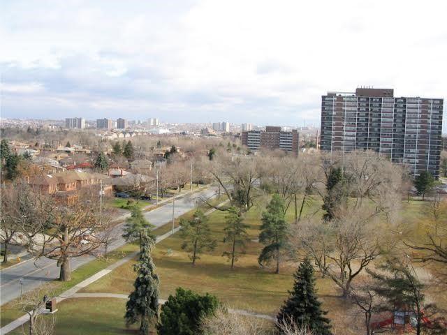1002 - 95 La Rose Ave, Condo with 2 bedrooms, 2 bathrooms and 1 parking in Toronto ON | Image 18
