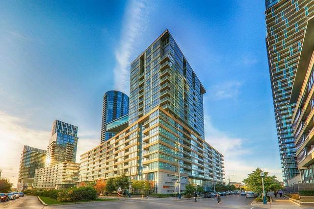 1612 - 25 Capreol Crt, Condo with 2 bedrooms, 2 bathrooms and 0 parking in Toronto ON | Image 1