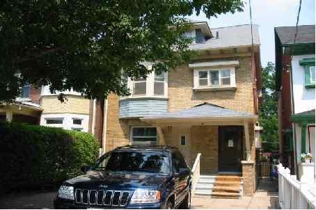 upper - 27 Alvin Ave, House detached with 2 bedrooms, 2 bathrooms and 1 parking in Toronto ON | Image 1