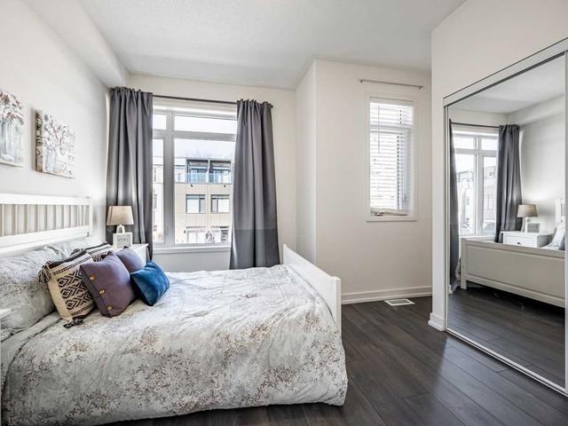 56 St David St, Townhouse with 3 bedrooms, 3 bathrooms and 2 parking in Toronto ON | Image 2