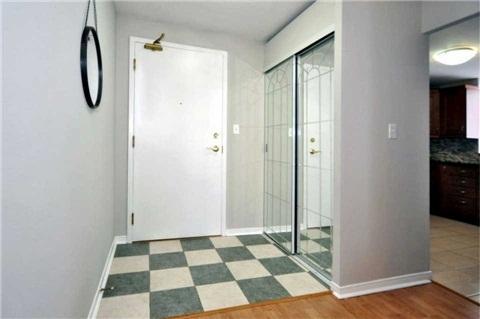 1903 - 145 Hillcrest Ave, Condo with 2 bedrooms, 2 bathrooms and 1 parking in Mississauga ON | Image 3