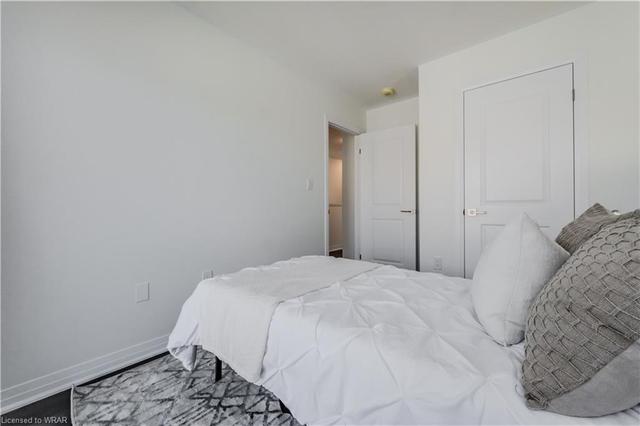 j077 - 9 Urbane Boulevard, House attached with 3 bedrooms, 2 bathrooms and 2 parking in Kitchener ON | Image 22