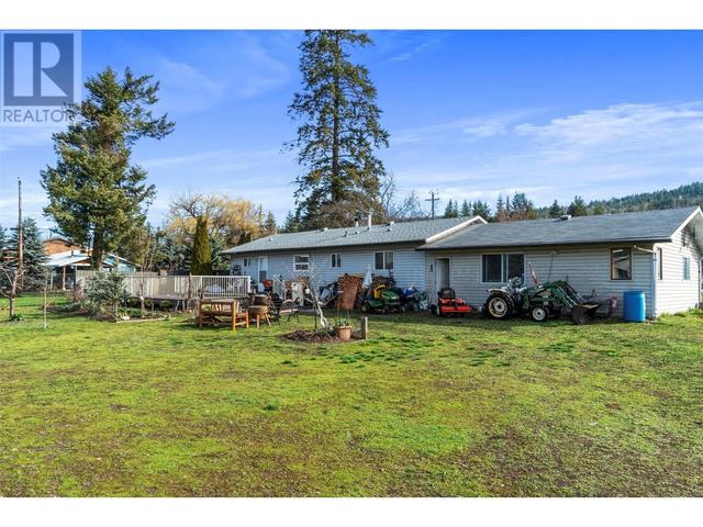 7024 Highway 97 B Highway, House detached with 3 bedrooms, 1 bathrooms and 4 parking in Columbia Shuswap D BC | Image 50
