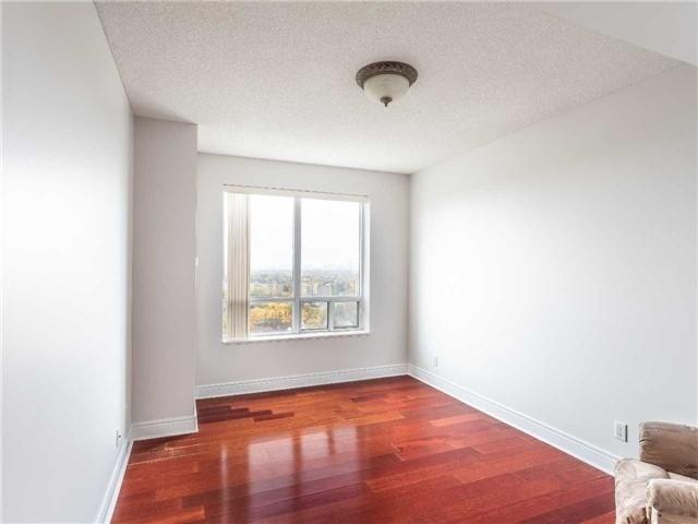 lph2 - 1 Clairtrell Rd, Condo with 2 bedrooms, 2 bathrooms and 1 parking in Toronto ON | Image 15