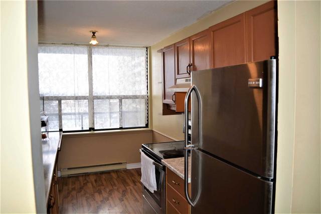 609 - 21 Knightsbridge Rd, Condo with 3 bedrooms, 2 bathrooms and 1 parking in Brampton ON | Image 7