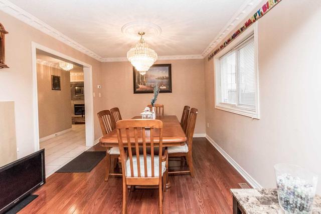 10 Dragon Tree Cres, House detached with 4 bedrooms, 4 bathrooms and 8 parking in Brampton ON | Image 3