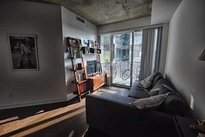 832 - 1030 King St W, Condo with 1 bedrooms, 1 bathrooms and null parking in Toronto ON | Image 3