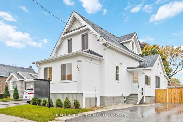 221 Beatty Ave, House detached with 2 bedrooms, 2 bathrooms and 6 parking in Oshawa ON | Image 20
