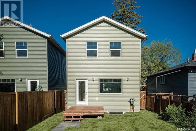 2105 St Charles Avenue, House detached with 3 bedrooms, 2 bathrooms and null parking in Saskatoon SK | Image 44