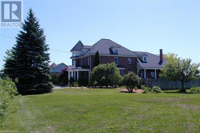980 Concession 2 Road, House detached with 6 bedrooms, 3 bathrooms and null parking in Niagara on the Lake ON | Image 1