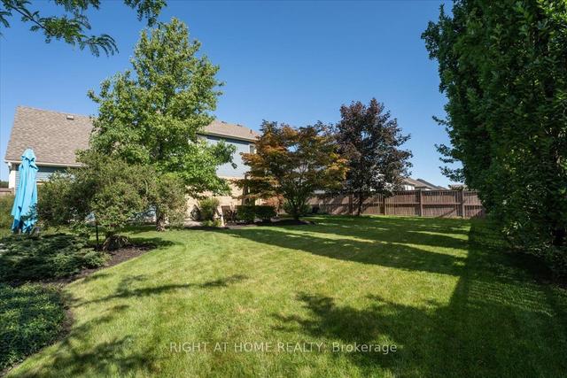 56 Mccaffery Cres, House detached with 3 bedrooms, 4 bathrooms and 6 parking in St. Catharines ON | Image 35