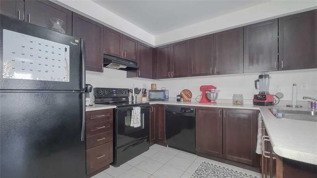 1738 Pure Springs Blvd, House attached with 2 bedrooms, 2 bathrooms and 2 parking in Pickering ON | Image 33