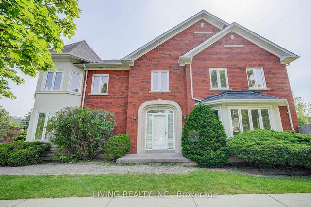 62 Brookshill Cres, House detached with 5 bedrooms, 7 bathrooms and 3 parking in Richmond Hill ON | Image 1
