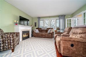 436 Withnell Cres, House detached with 4 bedrooms, 2 bathrooms and 6 parking in Oakville ON | Image 5