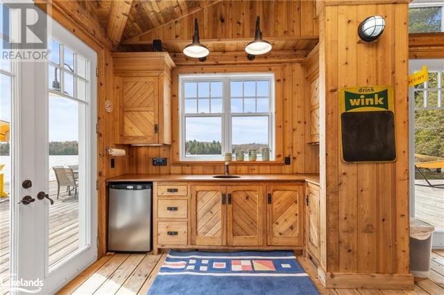 1019 Bluff Road Unit# 5, House detached with 4 bedrooms, 2 bathrooms and 7 parking in Muskoka Lakes ON | Image 42