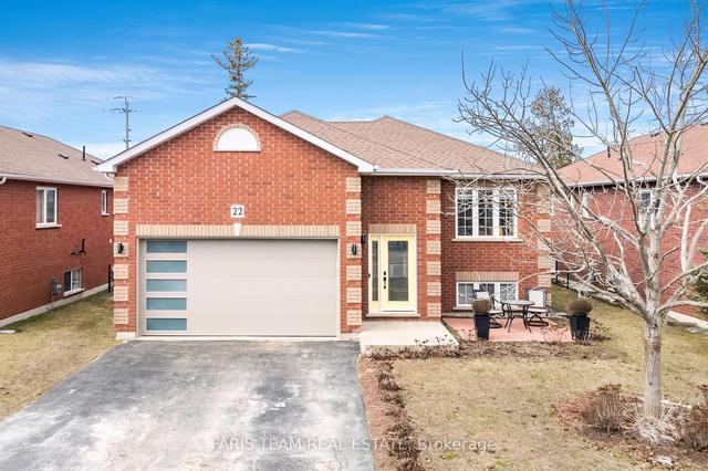 22 Tona Tr, House detached with 3 bedrooms, 3 bathrooms and 5 parking in Wasaga Beach ON | Image 1