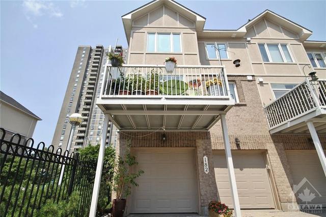 182 Lanark Avenue, Townhouse with 3 bedrooms, 3 bathrooms and 4 parking in Ottawa ON | Image 26