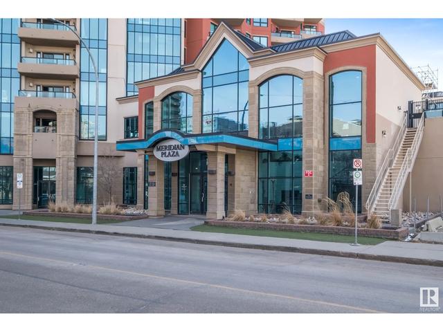 212 - 10142 111 St Nw, Condo with 2 bedrooms, 2 bathrooms and 2 parking in Edmonton AB | Image 2