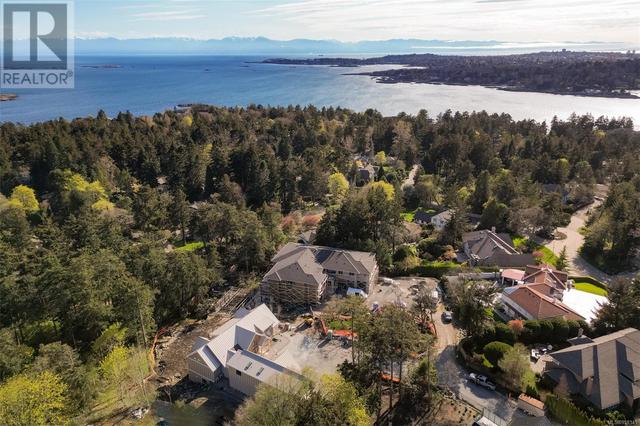2789 Arbutus Rd, House detached with 5 bedrooms, 7 bathrooms and 8 parking in Saanich BC | Image 17