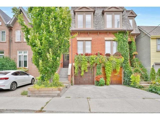 5 Bowman St, House semidetached with 2 bedrooms, 2 bathrooms and 2 parking in Toronto ON | Image 1