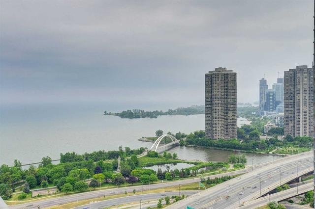 1810 - 105 The Queensway Ave, Condo with 2 bedrooms, 2 bathrooms and 1 parking in Toronto ON | Image 31