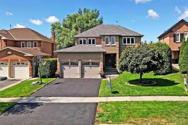 364 Amberlee Crt, House detached with 4 bedrooms, 4 bathrooms and 4 parking in Newmarket ON | Image 24