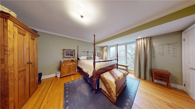 937 Montgomery Drive, House detached with 5 bedrooms, 2 bathrooms and 3 parking in Hamilton ON | Image 14