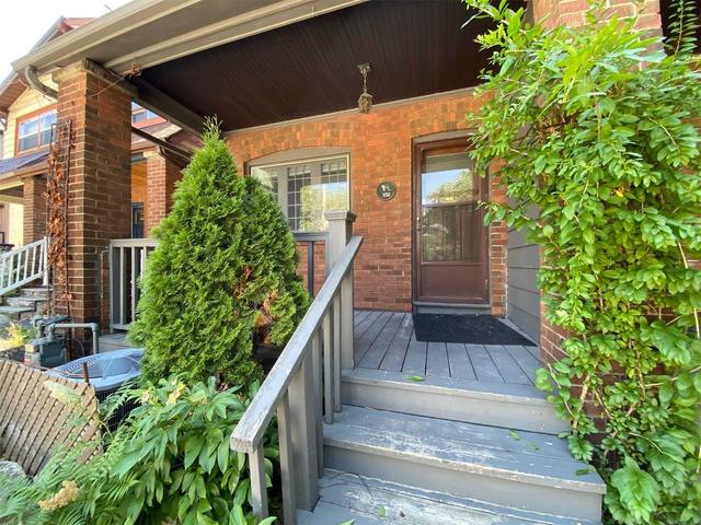 169 Kingston Rd, House semidetached with 3 bedrooms, 1 bathrooms and 2 parking in Toronto ON | Card Image