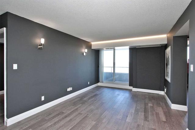 604 - 18 Hillcrest Ave, Condo with 2 bedrooms, 2 bathrooms and 1 parking in Toronto ON | Image 37