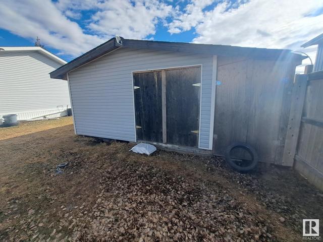 4916 50 St, House detached with 4 bedrooms, 1 bathrooms and null parking in Westlock County AB | Image 33