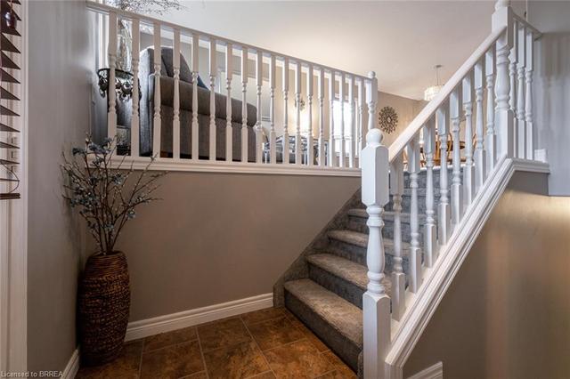 16 Dowden Avenue, House detached with 4 bedrooms, 2 bathrooms and 4 parking in Brantford ON | Image 22