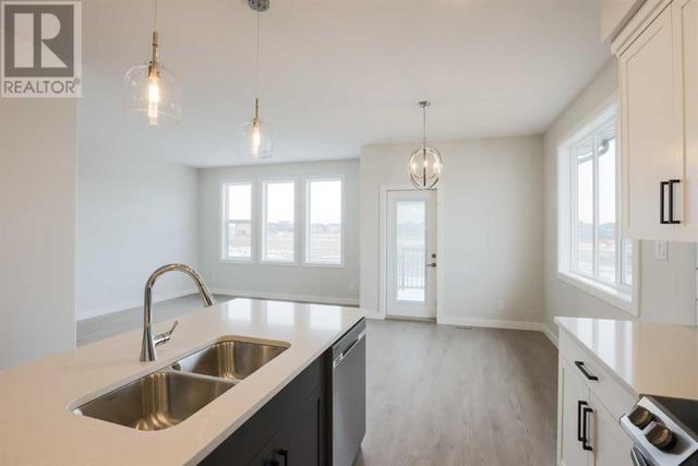 1121 Abitibi Road W, House detached with 4 bedrooms, 2 bathrooms and 4 parking in Lethbridge AB | Image 19