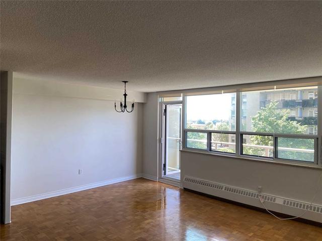 409 - 360 Ridelle Ave, Condo with 2 bedrooms, 1 bathrooms and 1 parking in Toronto ON | Image 15