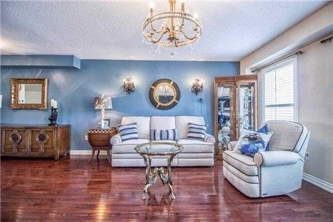 7 Alder Grve, House semidetached with 3 bedrooms, 4 bathrooms and 4 parking in Markham ON | Image 2