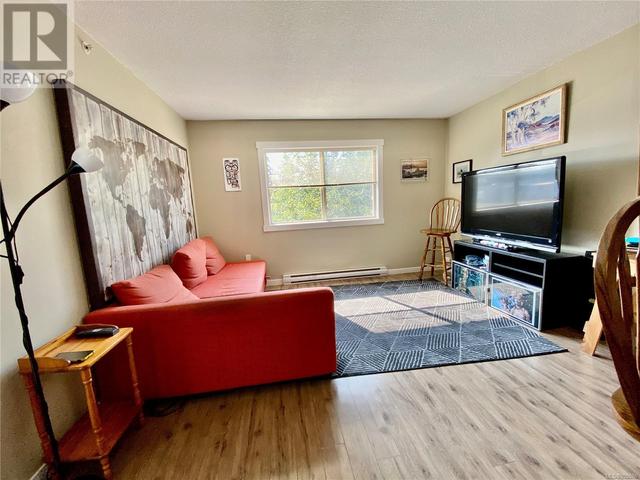 201 - 1600 Caspers Way, Condo with 2 bedrooms, 1 bathrooms and 1 parking in Nanaimo BC | Image 7