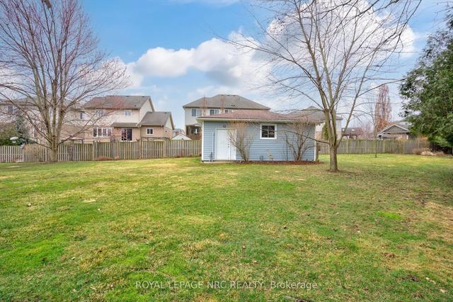 54 Valley Rd, House detached with 3 bedrooms, 2 bathrooms and 16 parking in St. Catharines ON | Image 25