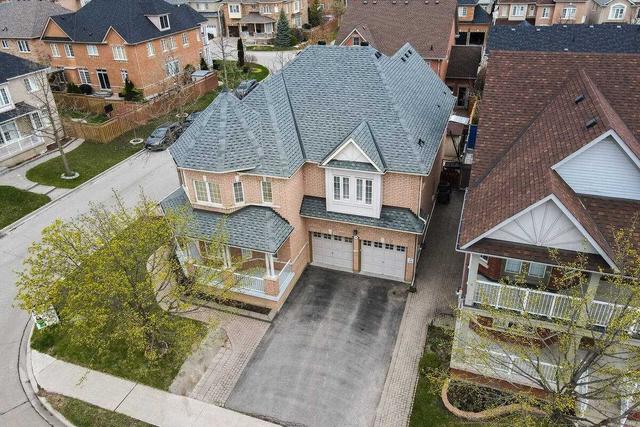 236 La Rocca Ave, House detached with 4 bedrooms, 5 bathrooms and 7 parking in Vaughan ON | Image 12