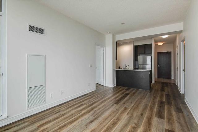 1719 - 339 Rathburn Rd W, Condo with 1 bedrooms, 1 bathrooms and 1 parking in Mississauga ON | Image 3