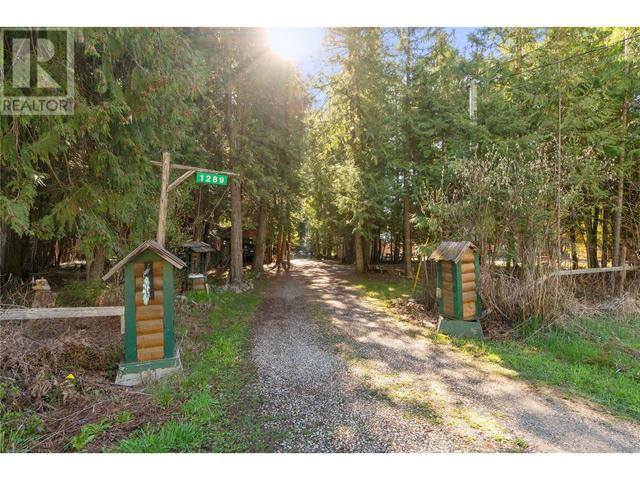 1289 Imai Road, House detached with 1 bedrooms, 1 bathrooms and null parking in Columbia Shuswap F BC | Image 47