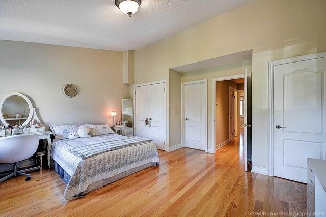 ThC - 1 Clairtrell Rd, Condo with 3 bedrooms, 4 bathrooms and 2 parking in Toronto ON | Image 17
