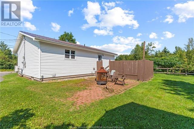 118 Pointe Du Chene Rd, House detached with 2 bedrooms, 1 bathrooms and null parking in Shediac NB | Image 24