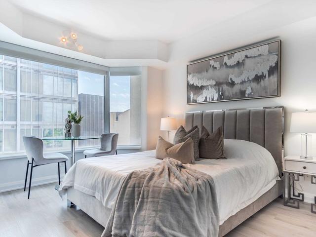 1613 - 155 Yorkville Ave, Condo with 0 bedrooms, 1 bathrooms and 0 parking in Toronto ON | Image 32