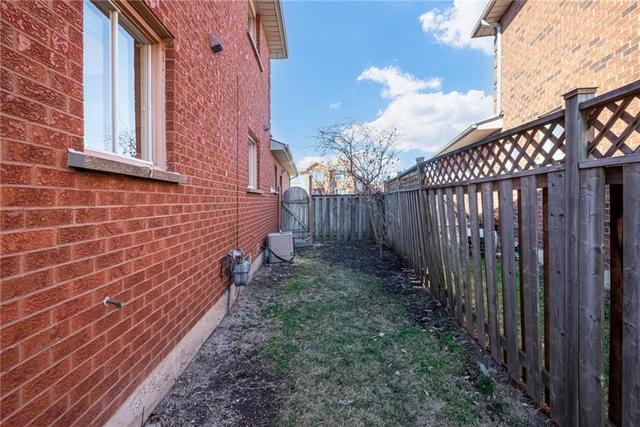 968 Summerbreeze Court, House detached with 4 bedrooms, 2 bathrooms and 4 parking in Mississauga ON | Image 39