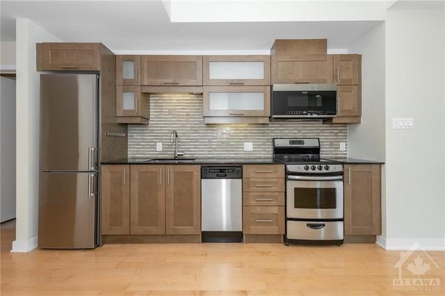 2003 - 40 Nepean Street, Condo with 2 bedrooms, 2 bathrooms and null parking in Ottawa ON | Image 7